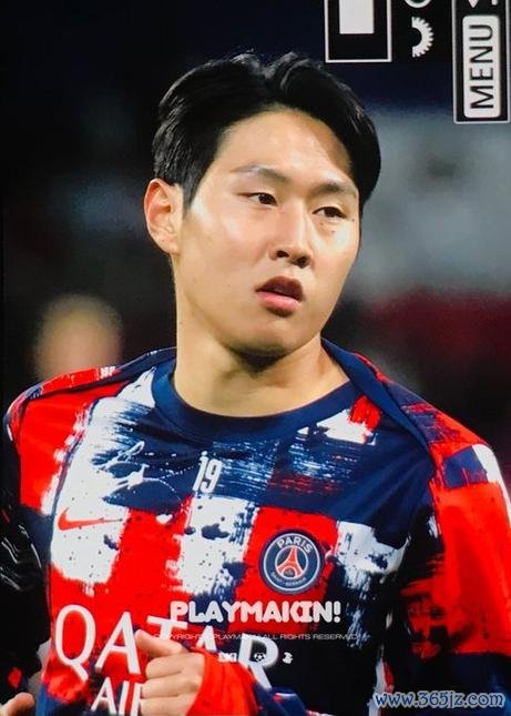 足彩伤情:巴黎中场李刚仁伤缺,法兰克福伤病情况严峻 足彩伤情:巴黎中场李刚仁伤缺,法兰克福伤病情况严峻
