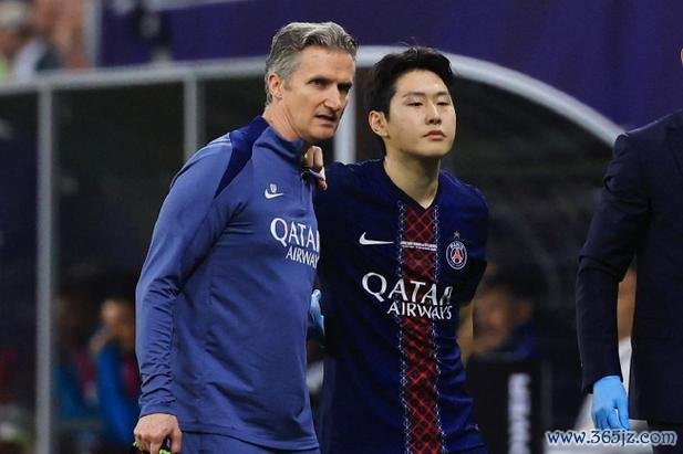 足彩伤情:巴黎中场李刚仁伤缺,法兰克福伤病情况严峻 足彩伤情:巴黎中场李刚仁伤缺,法兰克福伤病情况严峻