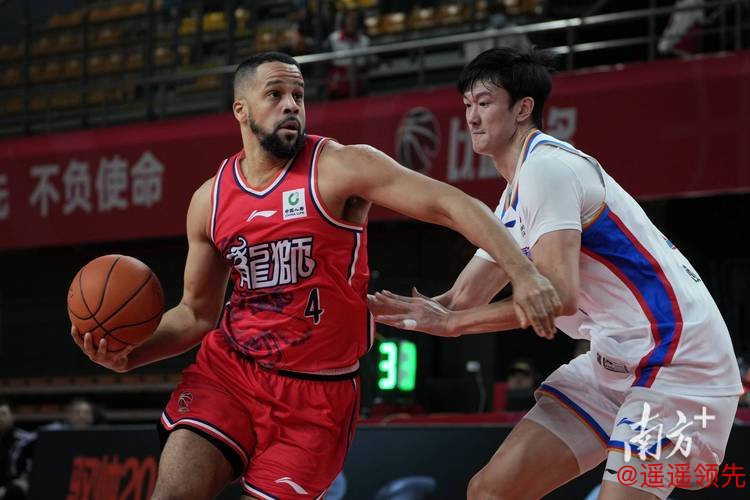 CBA常规赛：天津客场力克广州终结连败