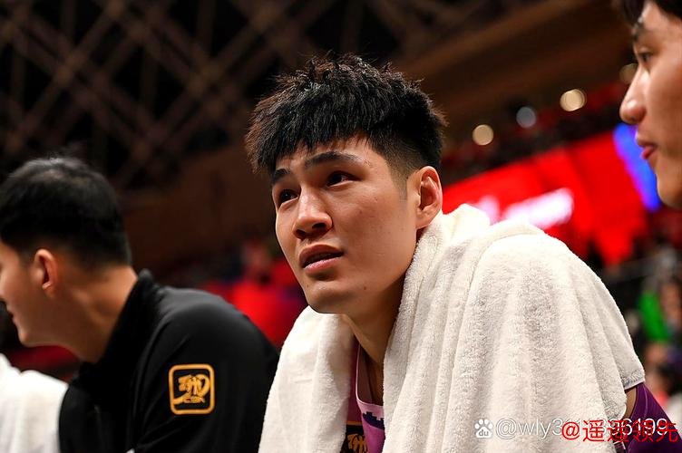 萨林杰31+15深圳2-1北控晋级八强 陈国豪30+9